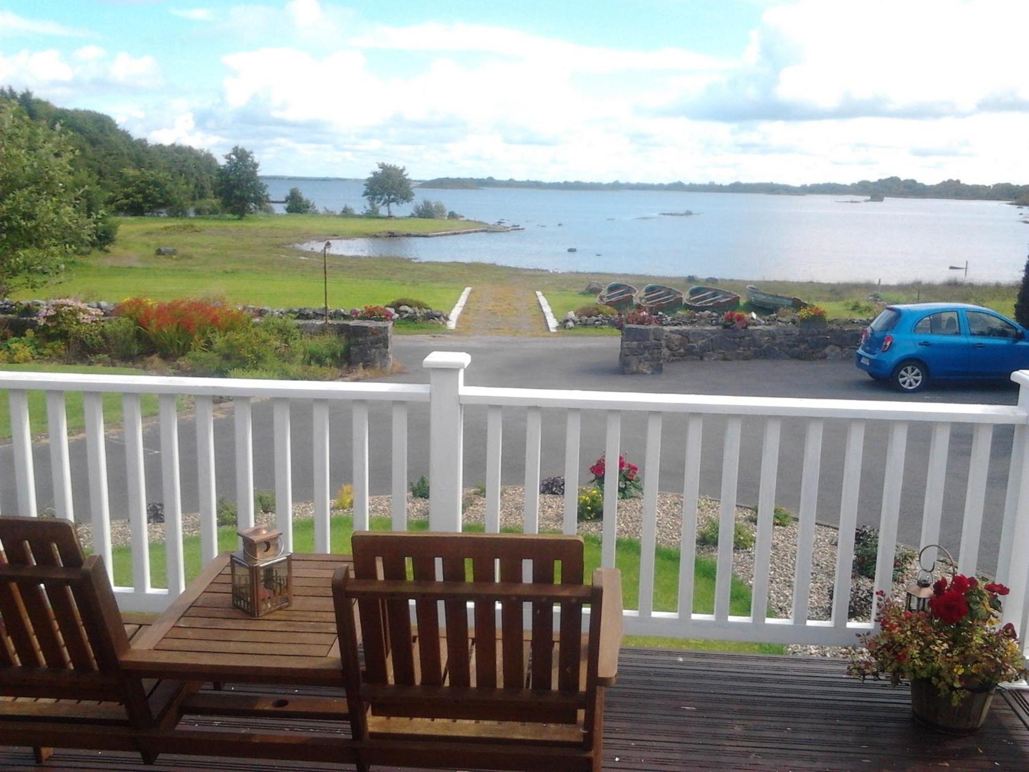 The Waterfront House Country Home Oughterard Bagian luar foto