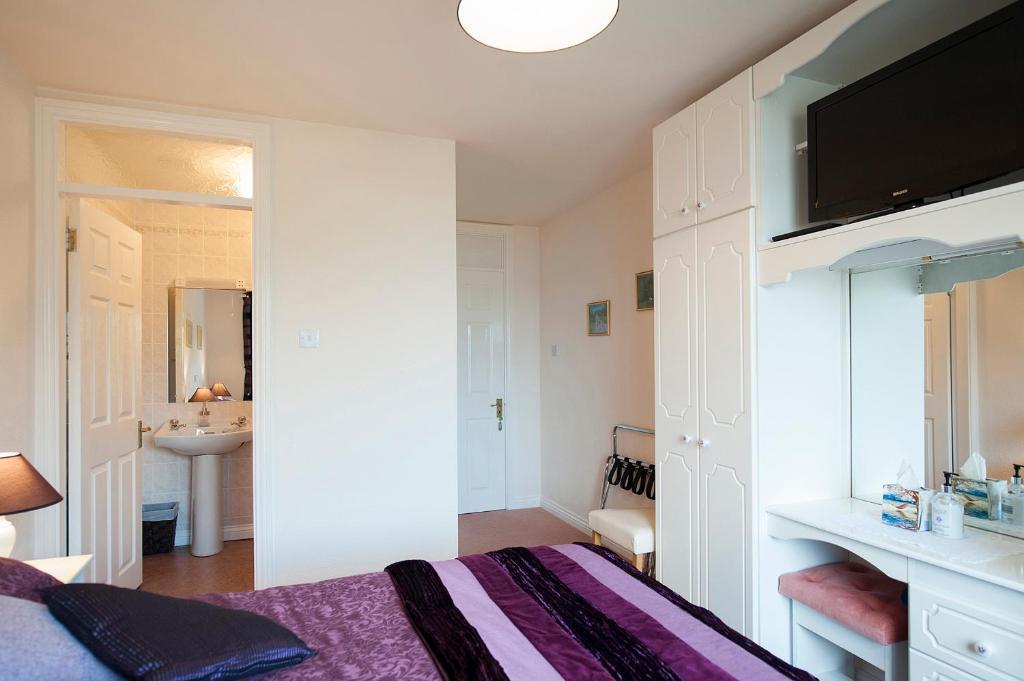 The Waterfront House Country Home Oughterard Ruang foto