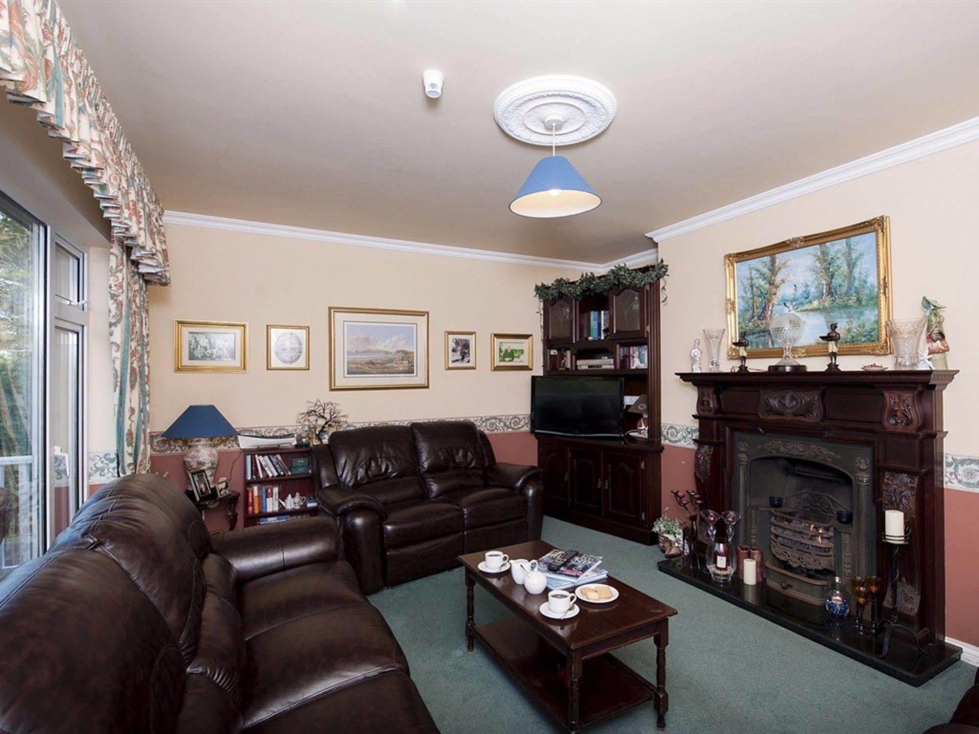 The Waterfront House Country Home Oughterard Bagian luar foto