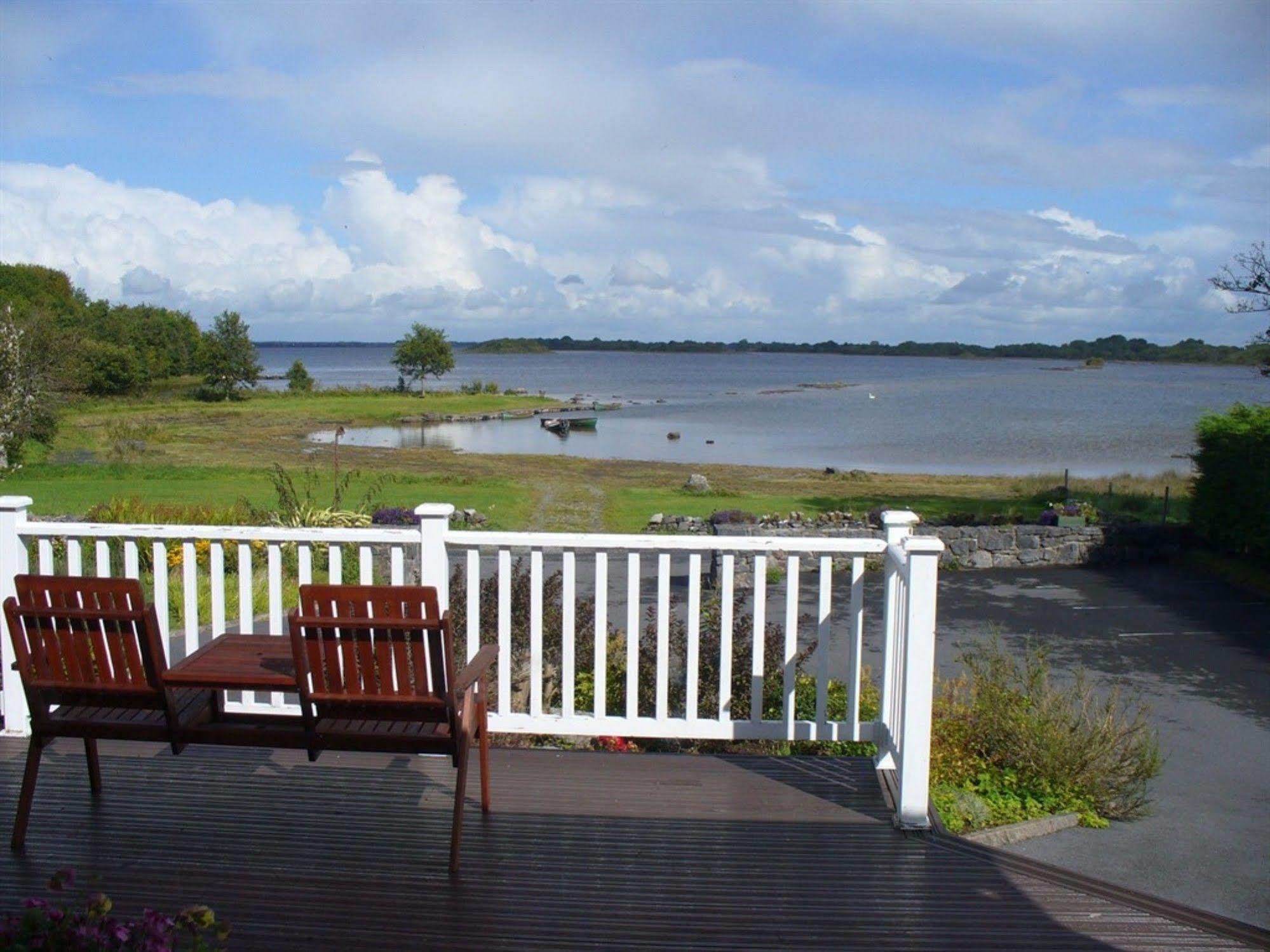 The Waterfront House Country Home Oughterard Bagian luar foto